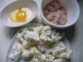 虾仁花菜的做法步骤：2