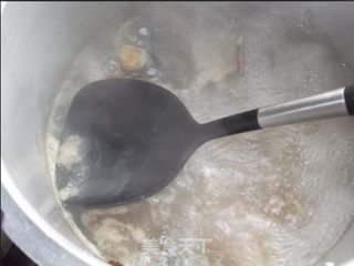 清润滋阴 玉竹无花果煲鲫鱼的做法步骤：6