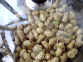 休闲小零食----自制五香花生的做法步骤：6