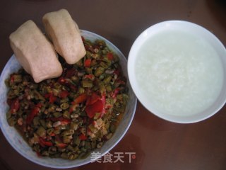 酸豆角炒肉末的做法步骤：9