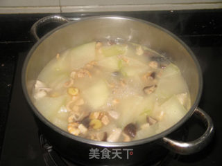 瑶柱虾米冬瓜汤的做法步骤：6