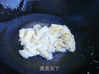 红萝卜鸡蛋炒饭的做法步骤：3