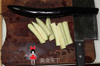 芝麻酱拌茄子的做法步骤：1