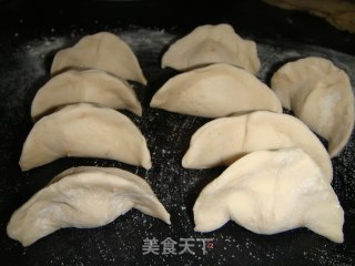 蒸饺的做法步骤：6