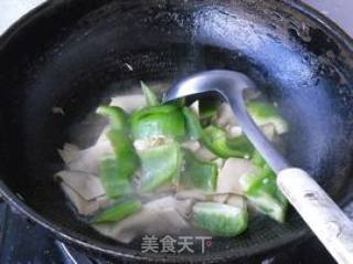 【青椒洋葱干豆腐】的做法步骤：7