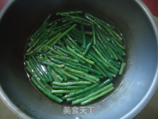 麻汁豇豆的做法步骤：3