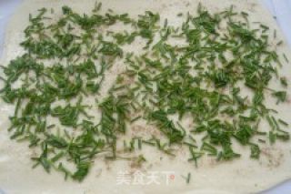 椒盐香葱花卷的做法步骤：5