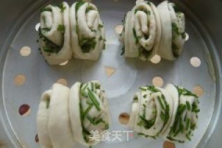 椒盐香葱花卷的做法步骤：9