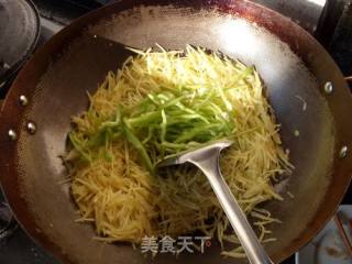 家常快炒-----青椒土豆丝的做法步骤：7