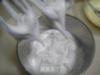 咖啡大理石戚风蛋糕的做法步骤：4
