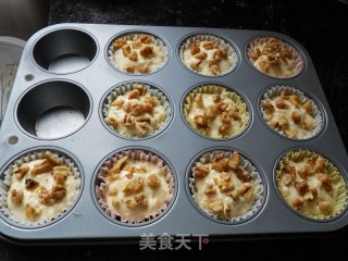 香蕉核桃玛芬的做法步骤：9