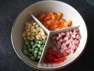 简单的五彩早餐的做法步骤：1