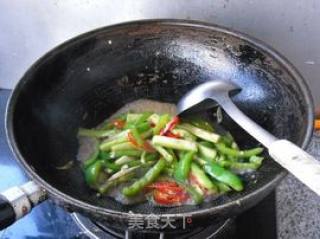 尖椒丝瓜条的做法步骤：9