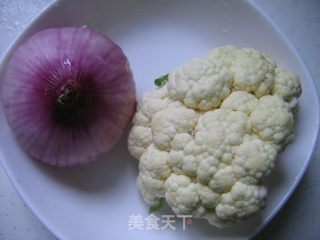洋葱花菜的做法步骤：1