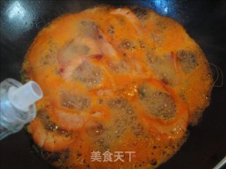 烧对虾的做法步骤：5