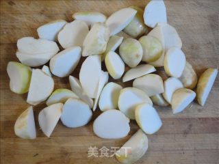 秋天素补——葱香小芋头的做法步骤：3