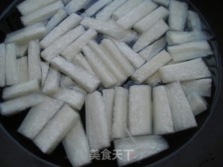 白萝卜牛肉汤的做法步骤：3