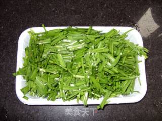 韭菜素炒金针菇的做法步骤：3