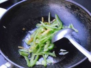 尖椒土豆丝的做法步骤：6