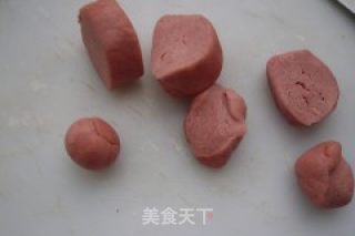 孩子也爱的面食——小红帽的做法步骤：5