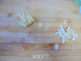 爆炒包菜的做法步骤：2