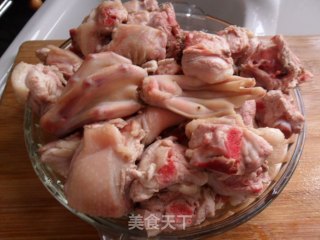 板栗米酒鸭的做法步骤：1