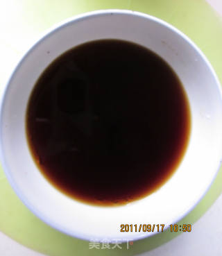 酱香肥肠的做法步骤：2