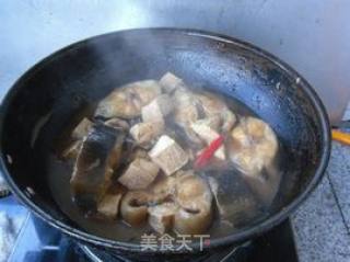【鲶鱼炖冻豆腐】的做法步骤：7