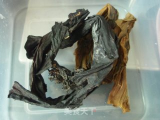 红豆绿豆海带粥的做法步骤：2