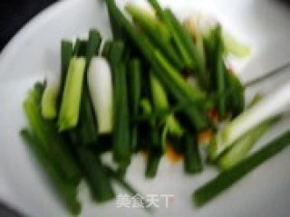 酱油葱爆大虾的做法步骤：2
