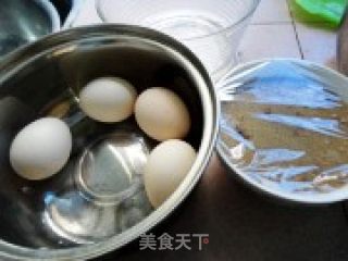 卤蛋的做法步骤：1