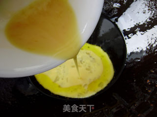 健康早餐----胡萝卜黄瓜鸡蛋炒饭的做法步骤：3