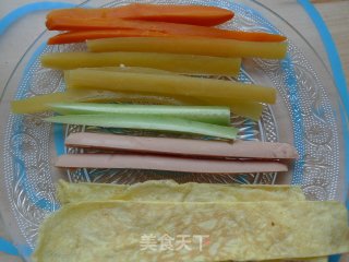 【花样寿司】----里卷寿司的做法步骤：4