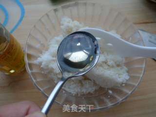 【花样寿司】----蛋卷寿司的做法步骤：1