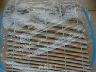 【花样寿司】----蛋卷寿司的做法步骤：5