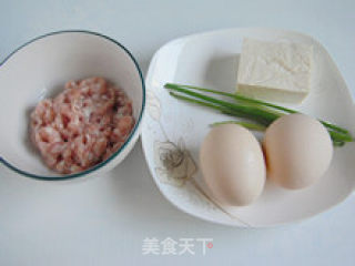 多重营养—肉末豆腐鸡蛋饼的做法步骤：1