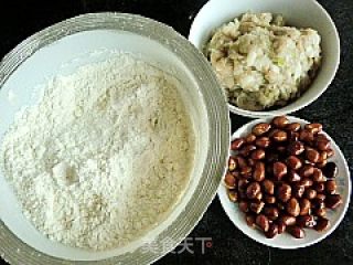 馋嘴小吃---京都肉饼的做法步骤：1