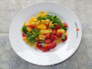 彩椒牛肉丁的做法步骤：2