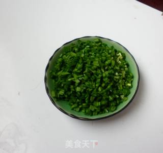 韭菜鸡蛋煎饼的做法步骤：3