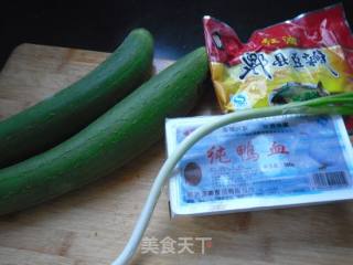 红油丝瓜的做法步骤：1