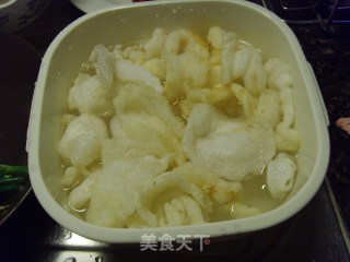 花膠龍眼蜜的做法步骤：2