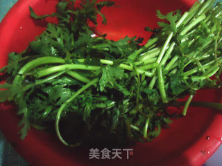 蒜蓉茼蒿的做法步骤：2