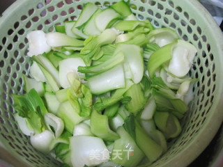 南昌风味辣炒油菜梗的做法步骤：1