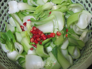 南昌风味辣炒油菜梗的做法步骤：2