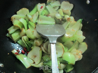 南昌风味辣炒油菜梗的做法步骤：6