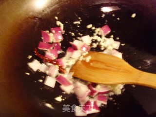 宫爆肉丁的做法步骤：5