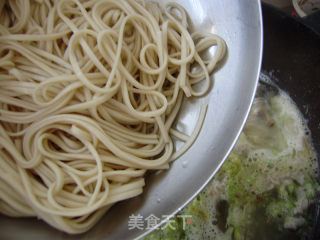 简简单单健康早餐----白菜豆干汤面的做法步骤：6