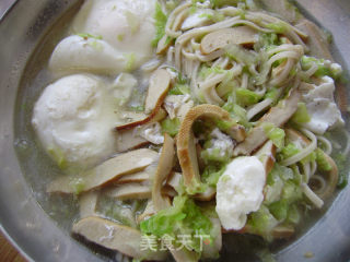 简简单单健康早餐----白菜豆干汤面的做法步骤：9