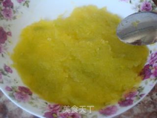 【南瓜的花样年华】南瓜花生红糖刺猬包的做法步骤：1