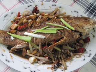 红烧大黄鱼的做法步骤：10